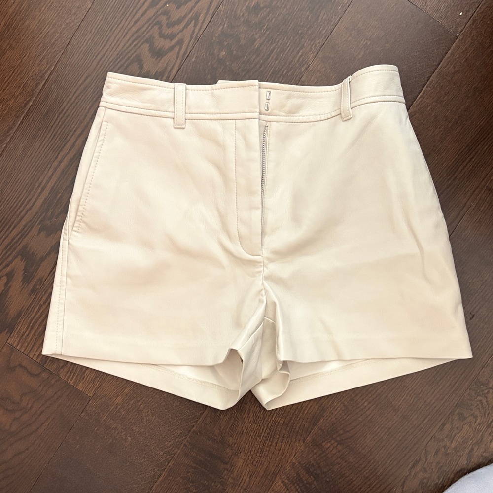 Aritzia Women's Cream High-Waist Leather Shorts